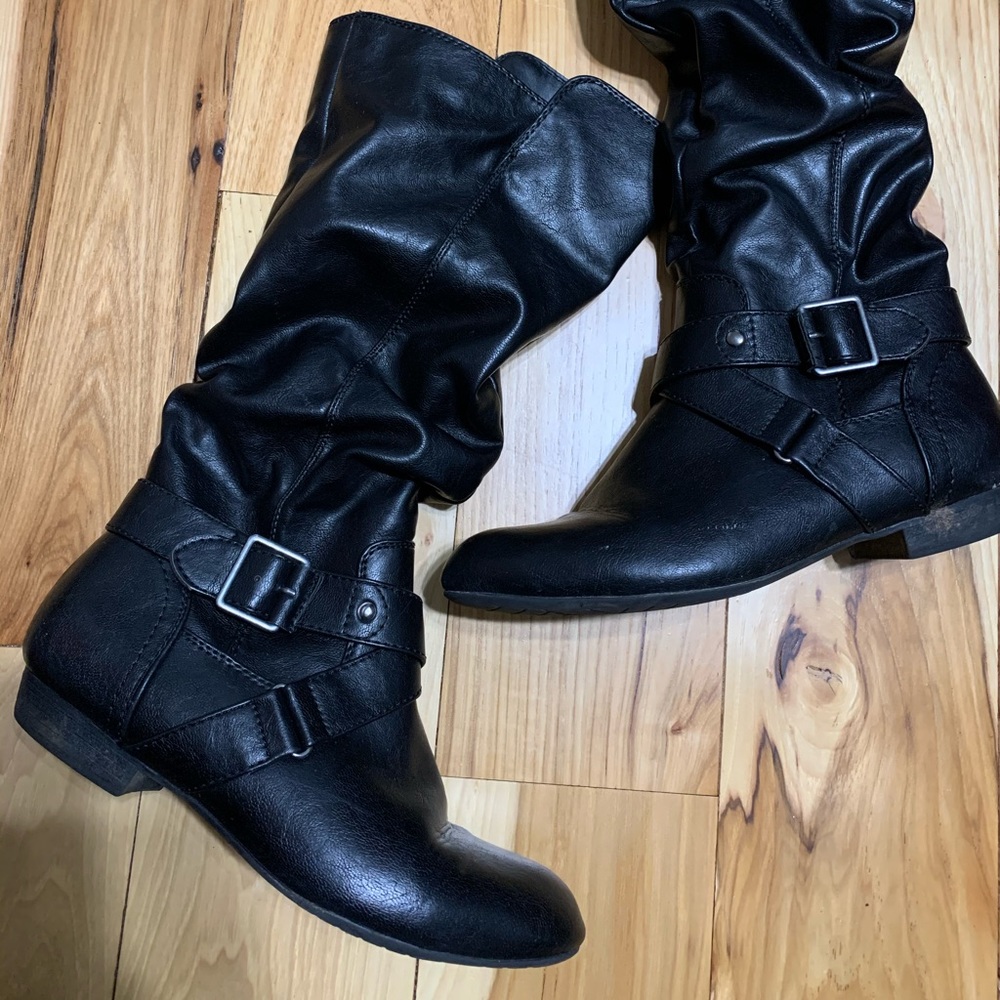 Black boots